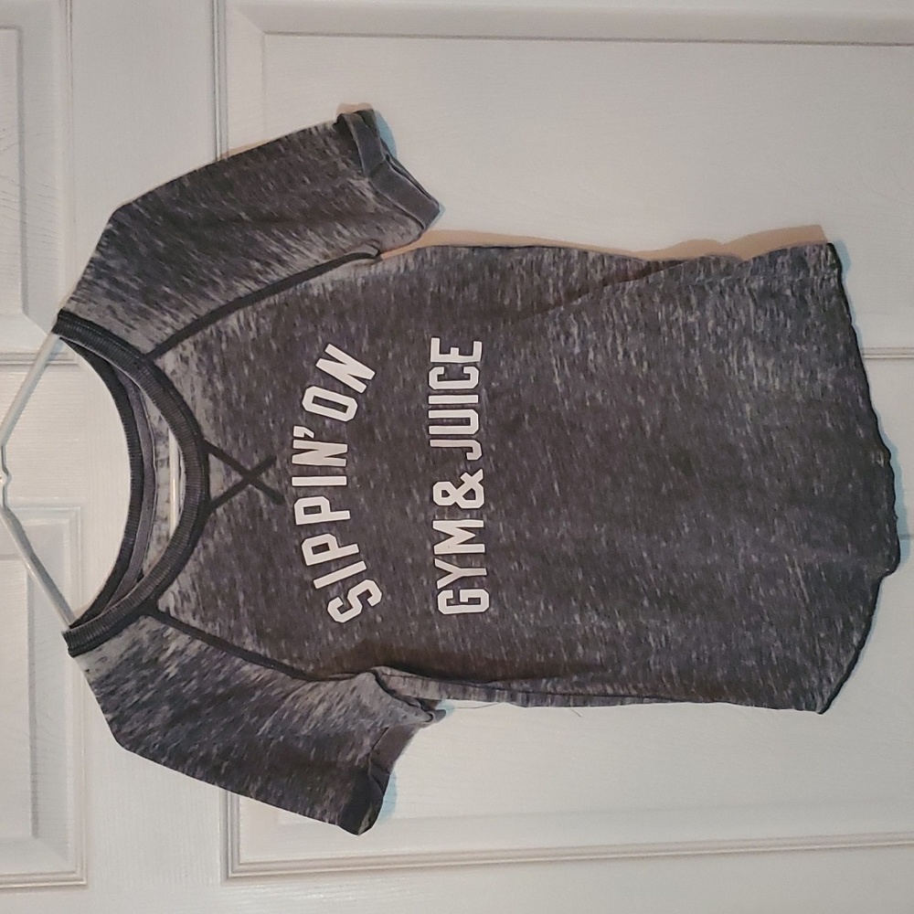 Women small grey gym Tshirt